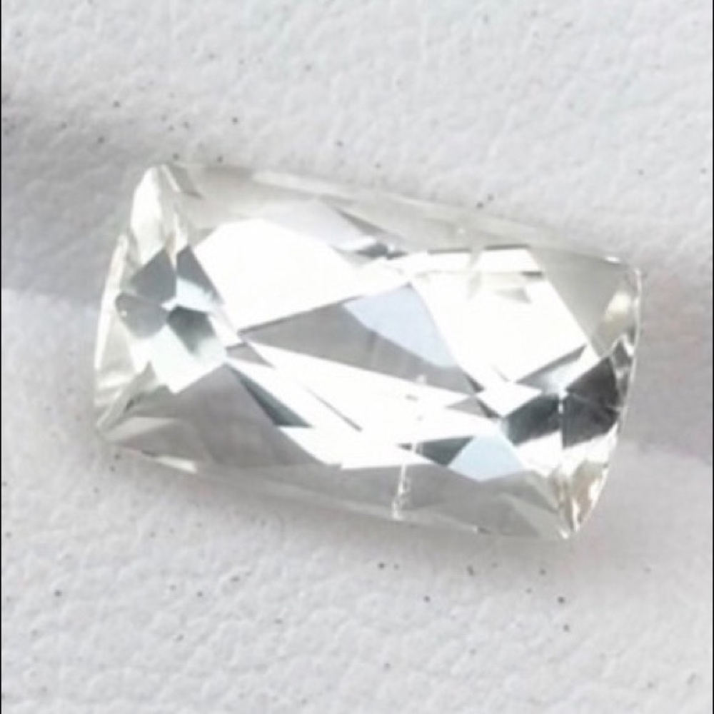 3.75 CUSTOM CUT KUNZITE